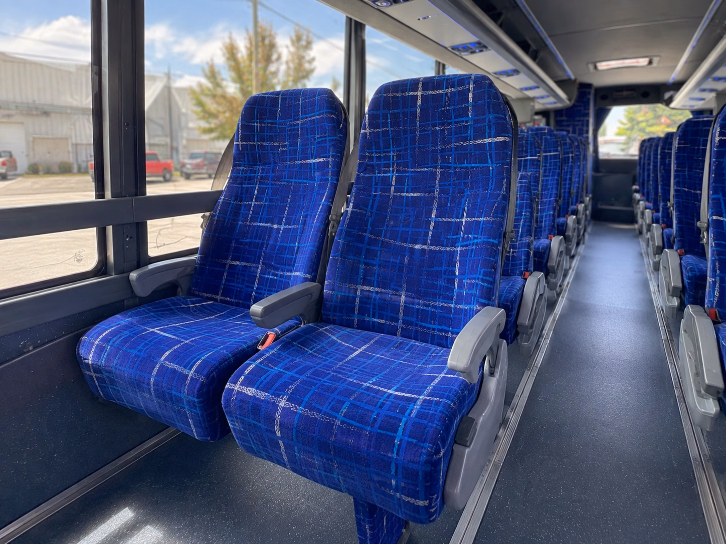 how the type of bus you choose changes the price in gilroy california